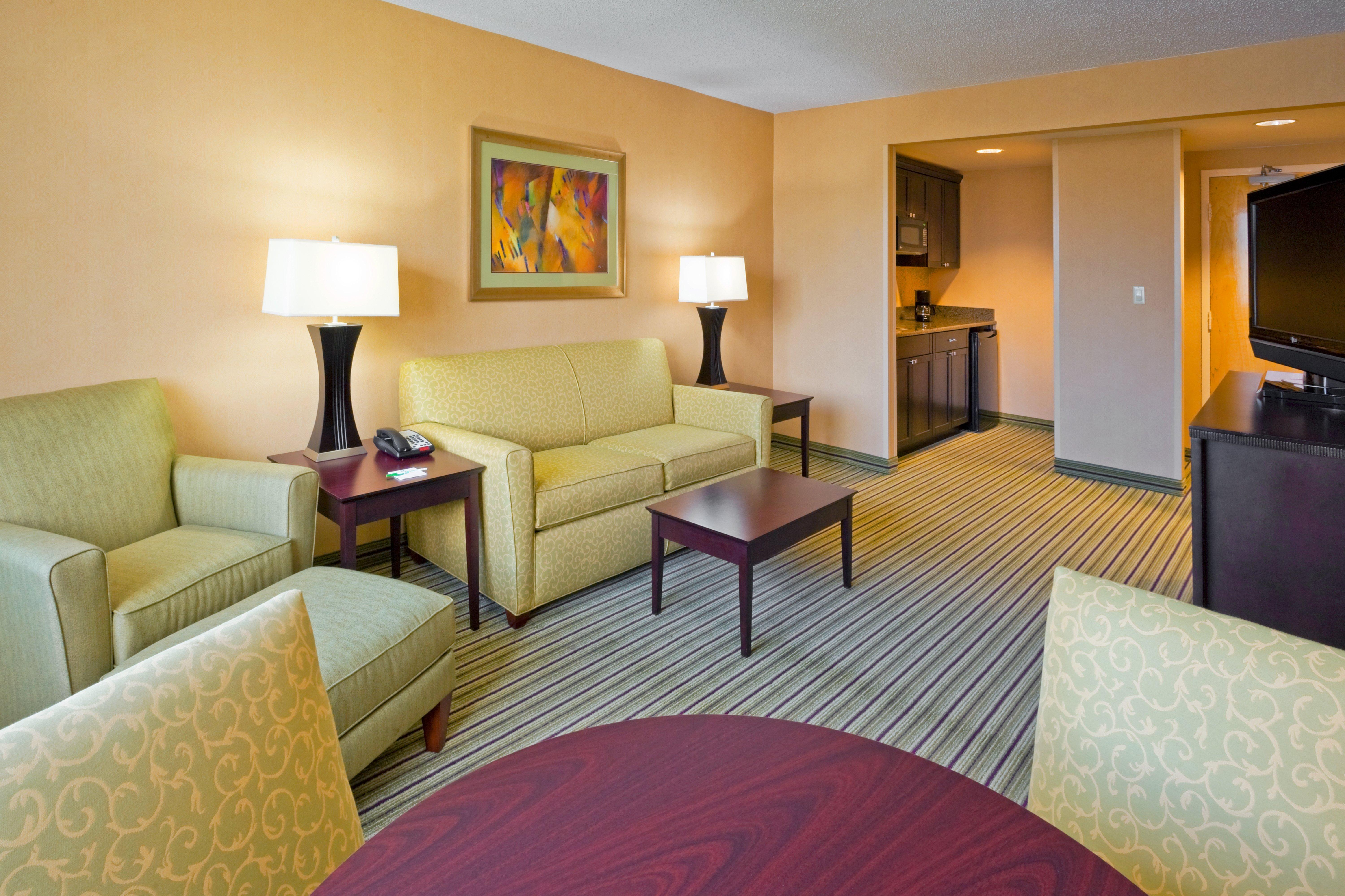 Holiday Inn & Suites Parsippany Fairfield, An Ihg Hotel Dış mekan fotoğraf