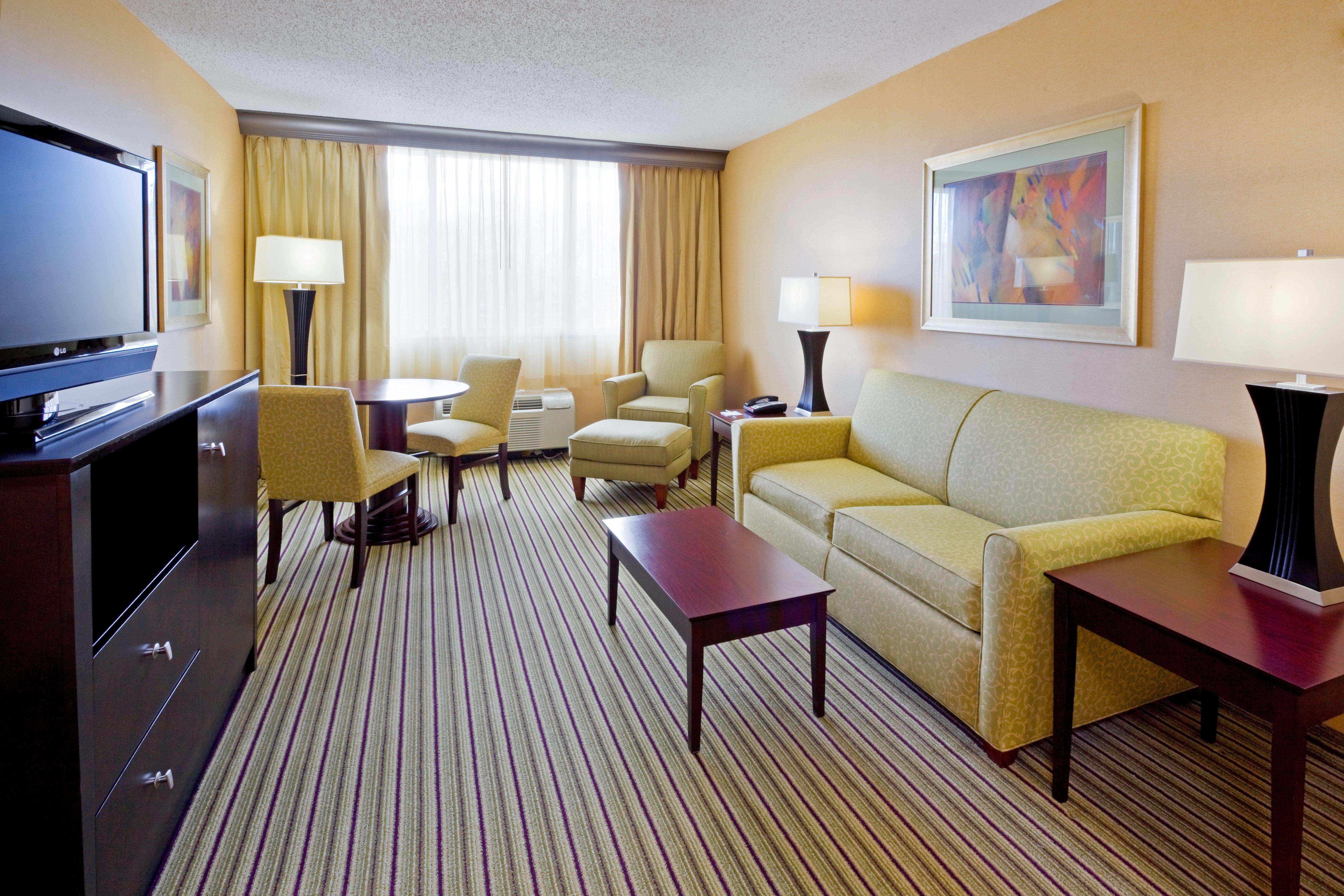 Holiday Inn & Suites Parsippany Fairfield, An Ihg Hotel Dış mekan fotoğraf
