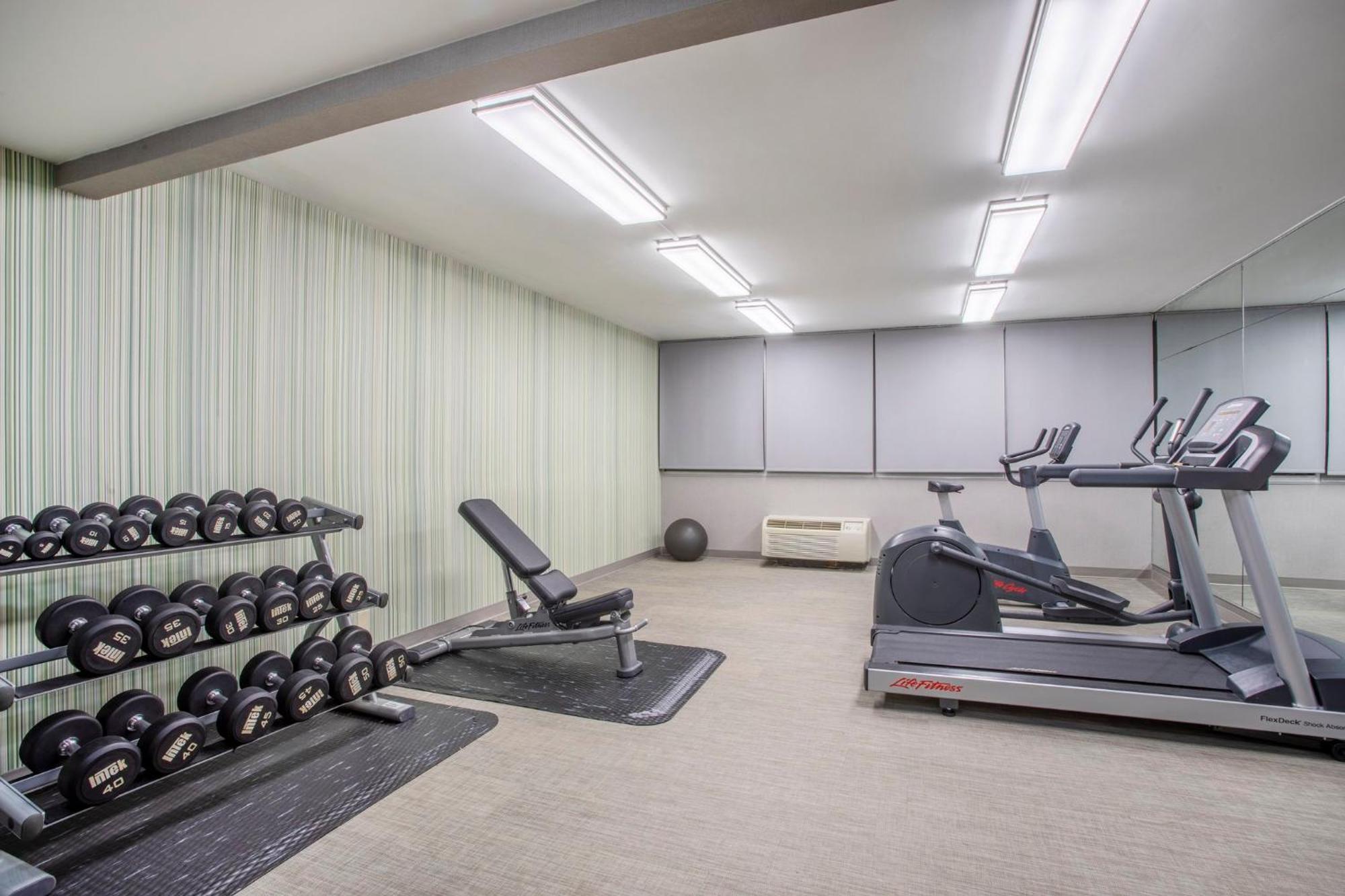 Holiday Inn & Suites Parsippany Fairfield By Ihg Dış mekan fotoğraf