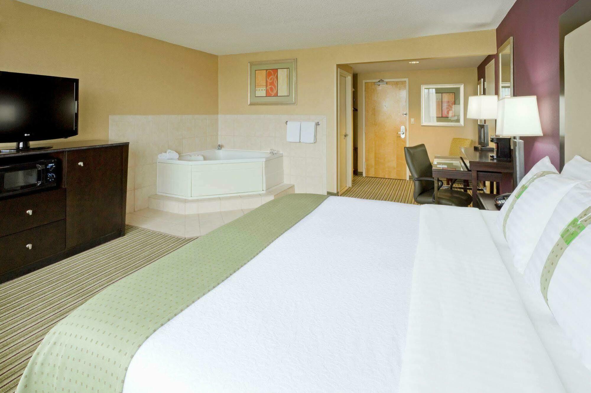 Holiday Inn & Suites Parsippany Fairfield By Ihg Dış mekan fotoğraf